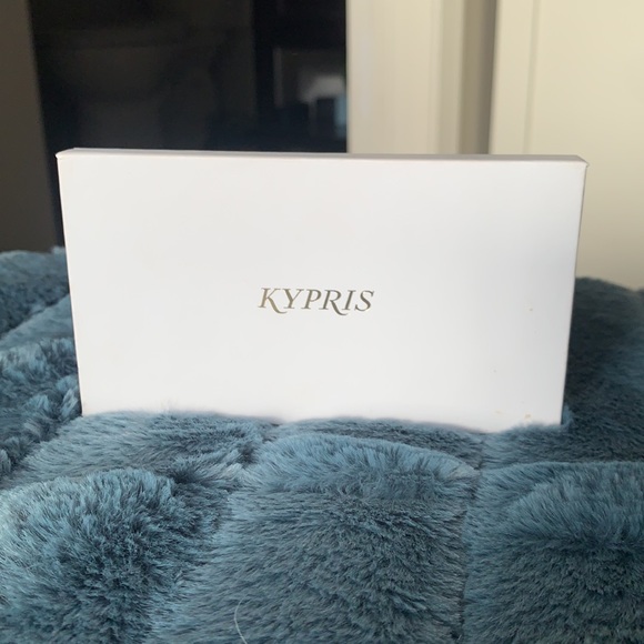 Brand New KYPRIS Shimmer Palette - Picture 5 of 6